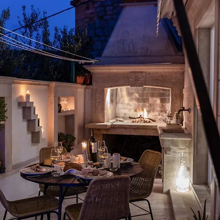 Будинок відпочинку 2 Bedroom Awesome In